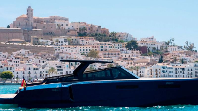 What can you do with your charter boat in Ibiza?