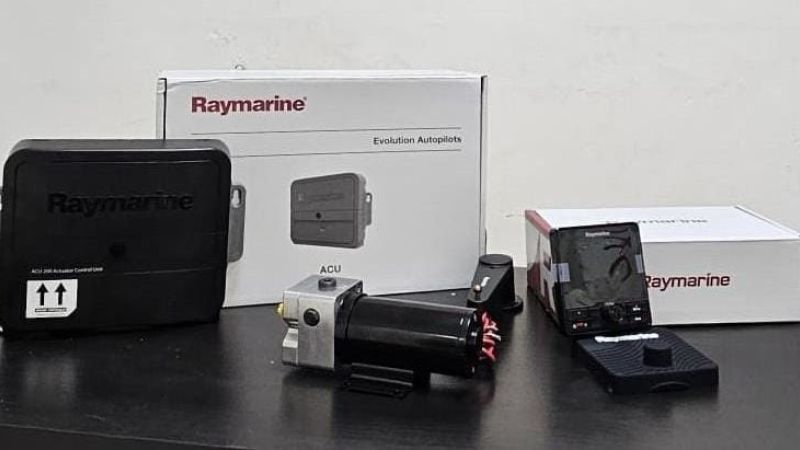 Equip your boat in Raymarine